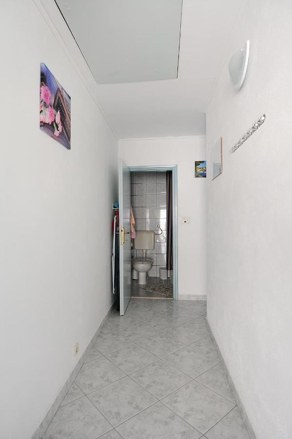 Apartments Rejo Donji Okrug  エクステリア 写真